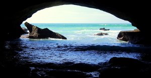 Through the eyes of the Waenhuiskrans Cave